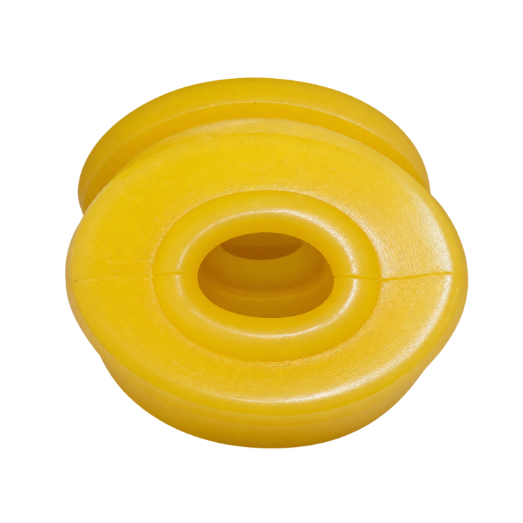 Bague en caoutchouc jaune isolée